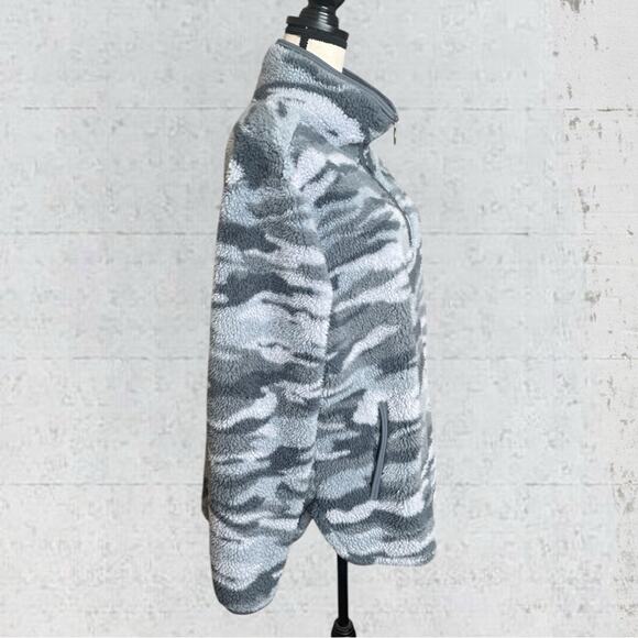 Halcyon Gray Camo Sherpa 1/4 Zip Pullover Jacket Size XL Outdoors Cozy Soft - Picture 4 of 10